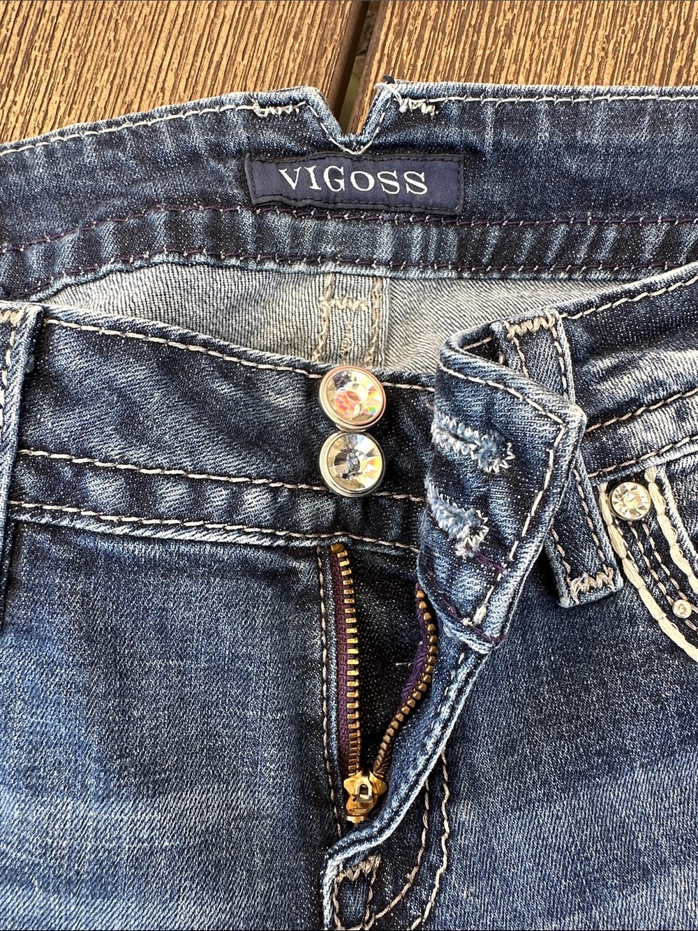 Vigoss Women’s Chelsea Capri Embroidered Back Pocket SZ 9/10 - Picture 3 of 7